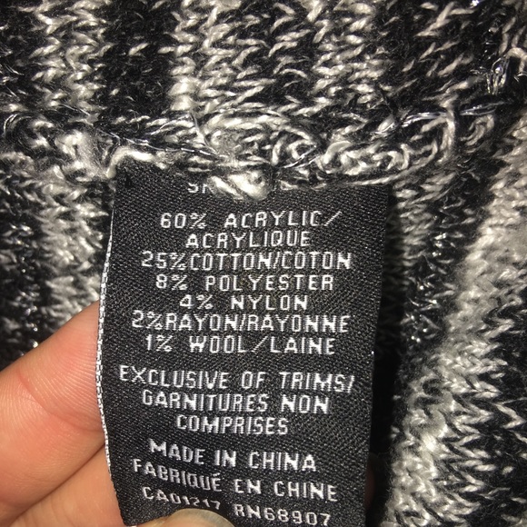 Chanel style elegant cardigan- Size S - Picture 3 of 3